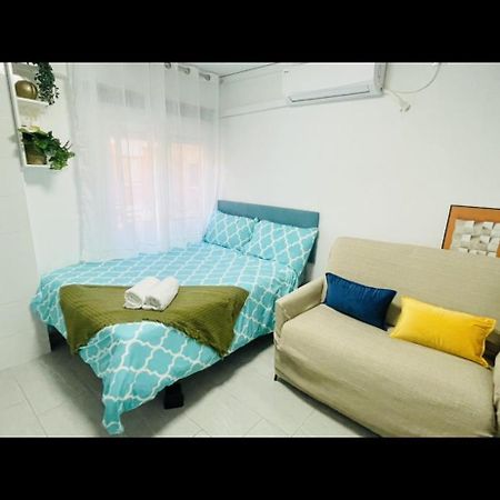 Ferienwohnung Acogedor Apartamento Usera Madrid Exterior foto